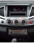 Mitsubishi L200 2006 - 2015 med separat display 